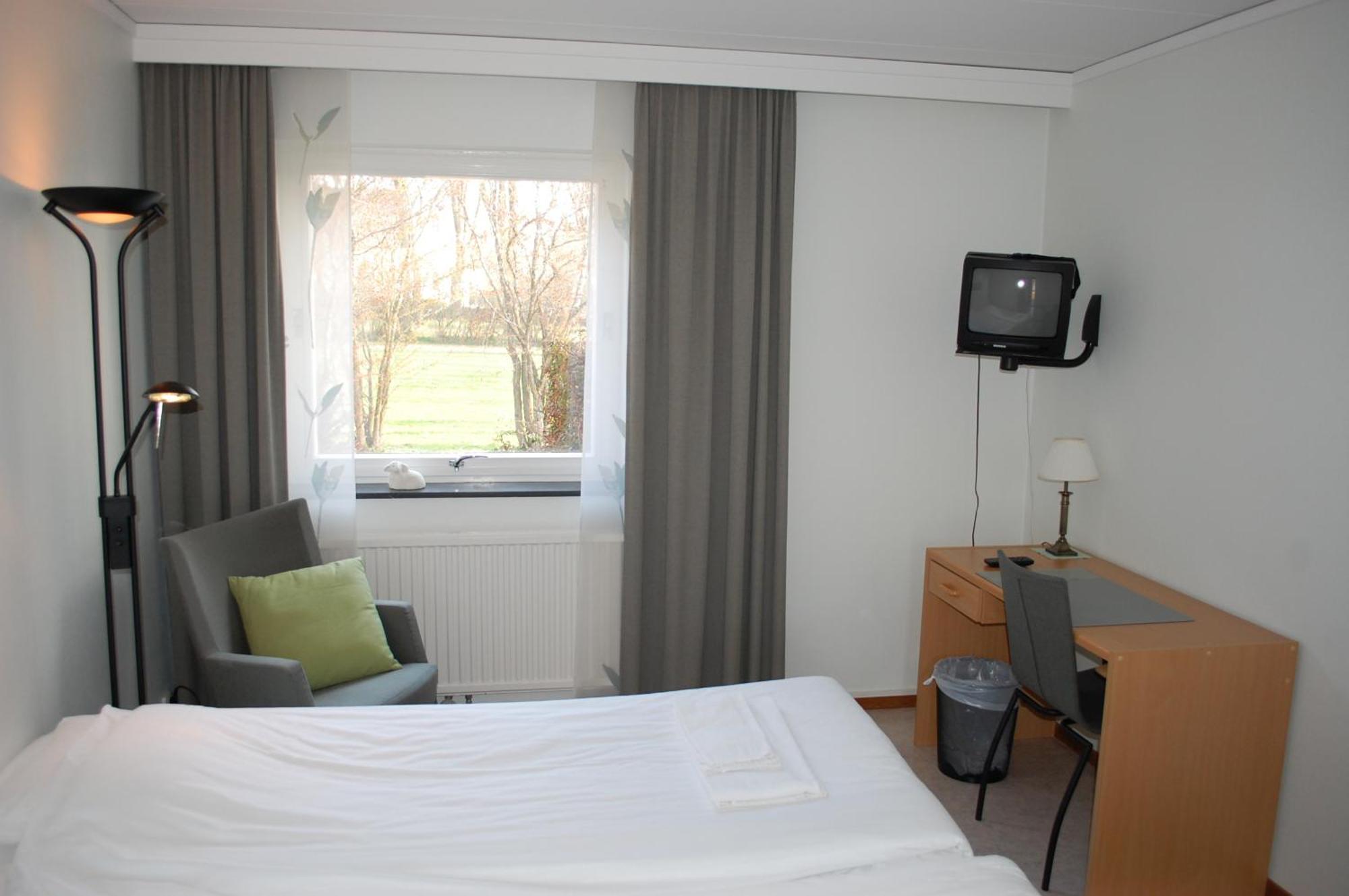 Allegarden Kastloesa Hotell Luaran gambar